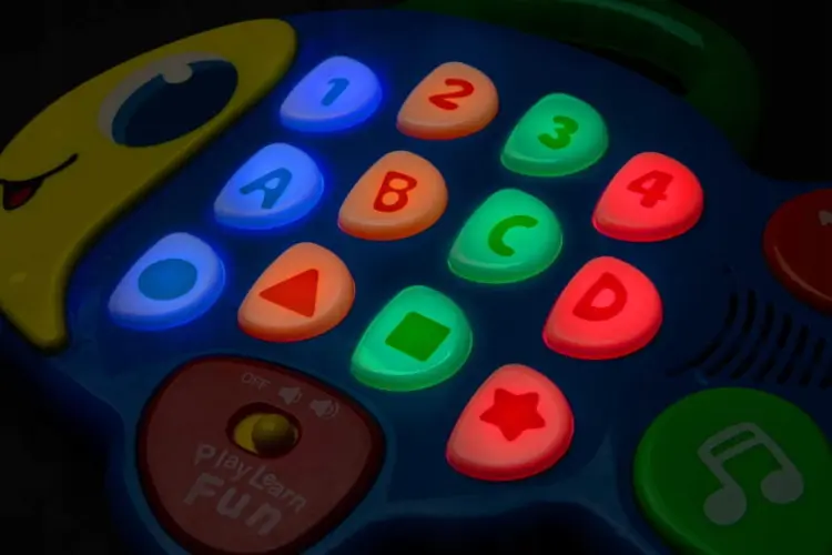 Toyz Interaktywna Muzyczna Grająca Rybka Edukacyjna