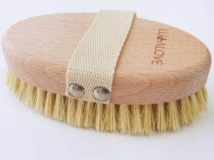 LULLALOVE Szczotka Do Masażu Na Sucho Z Naturalnego Włosia Agawy Tampico