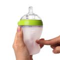 Comotomo Silikonowa Butelka Antykolkowa 150ml Zielona Newborn