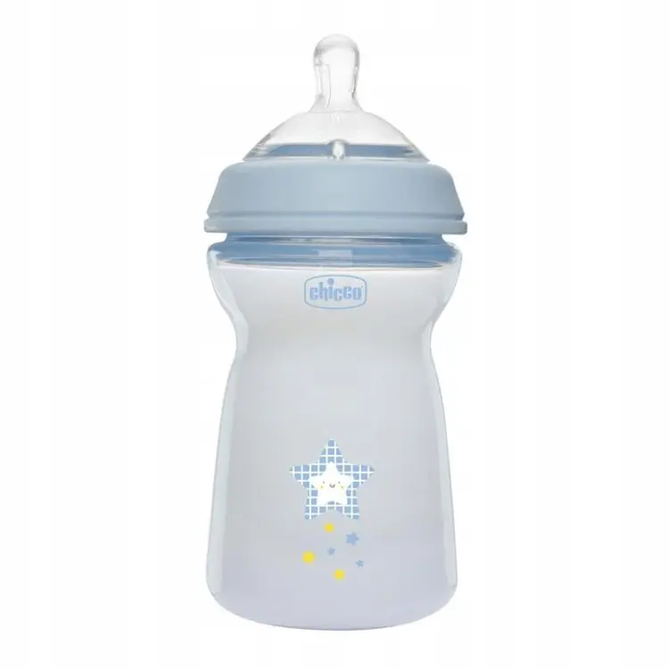 Chicco Butelka Plastikowa NaturalFeeling 6m+ 330 ml BLUE 3756