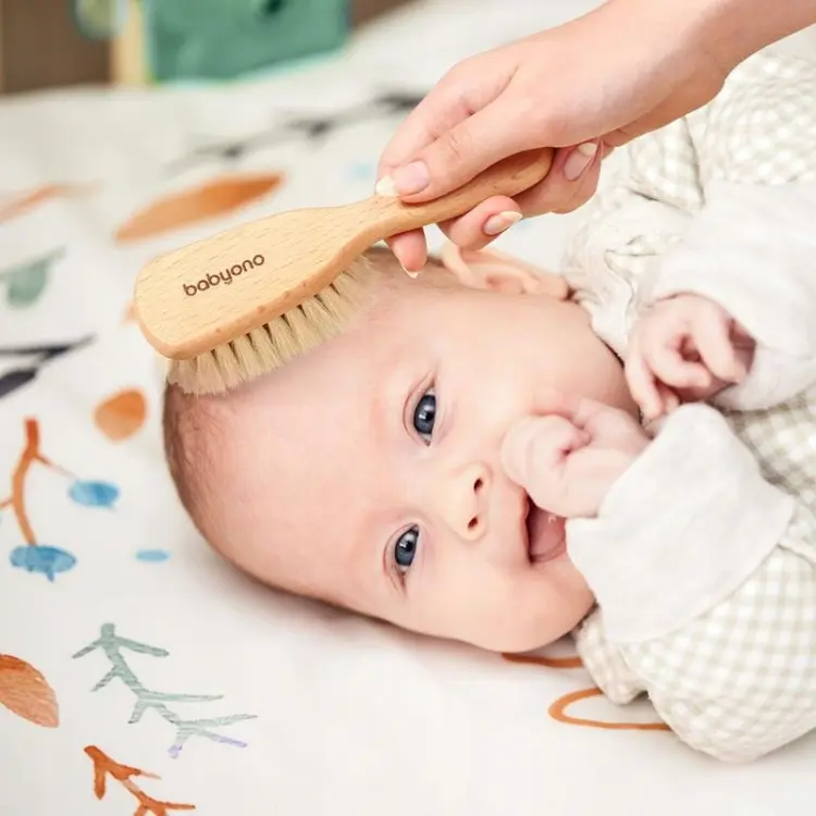 BabyOno Szczotka Z Naturalnego Włosia 799